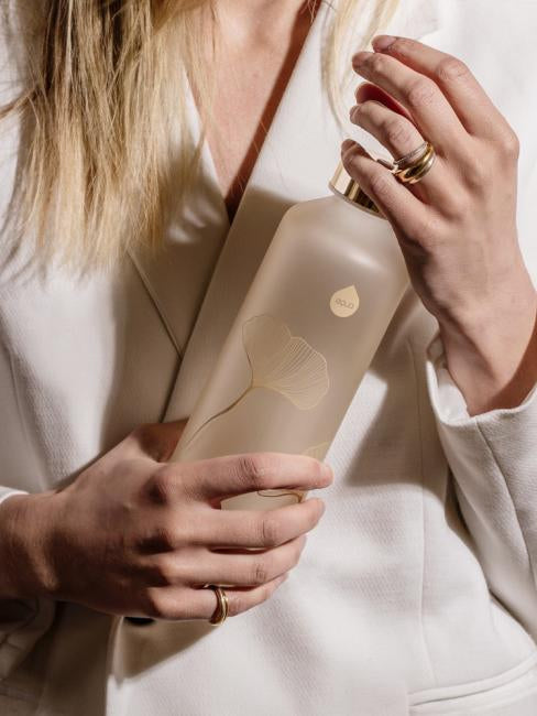 equa Mismatch Trinklasche aus Glas I Gingko commercial equa