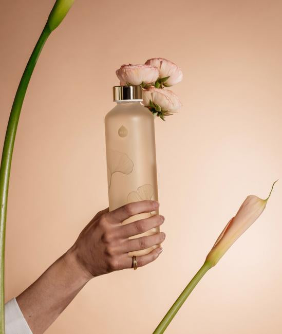 equa Mismatch Trinklasche aus Glas I Gingko commercial equa