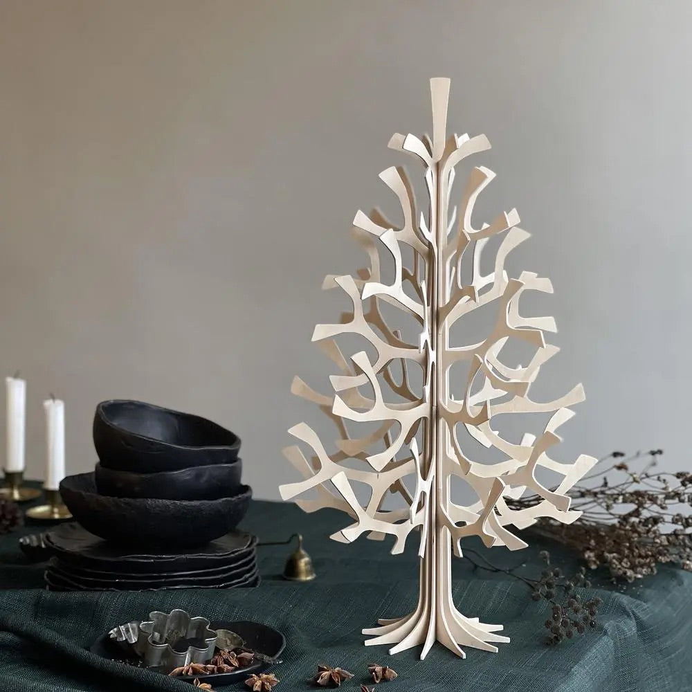 Lovi Spruce Tree Weihnachtsbaum 50 cm – Nachhaltiger Designbaum aus finnischem Birkenholz