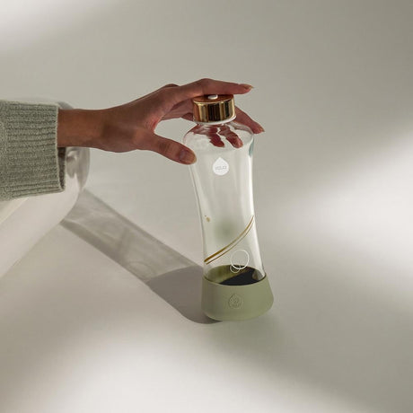 equa Squeeze Trinkflasche aus Glas I Gold commercial equa 