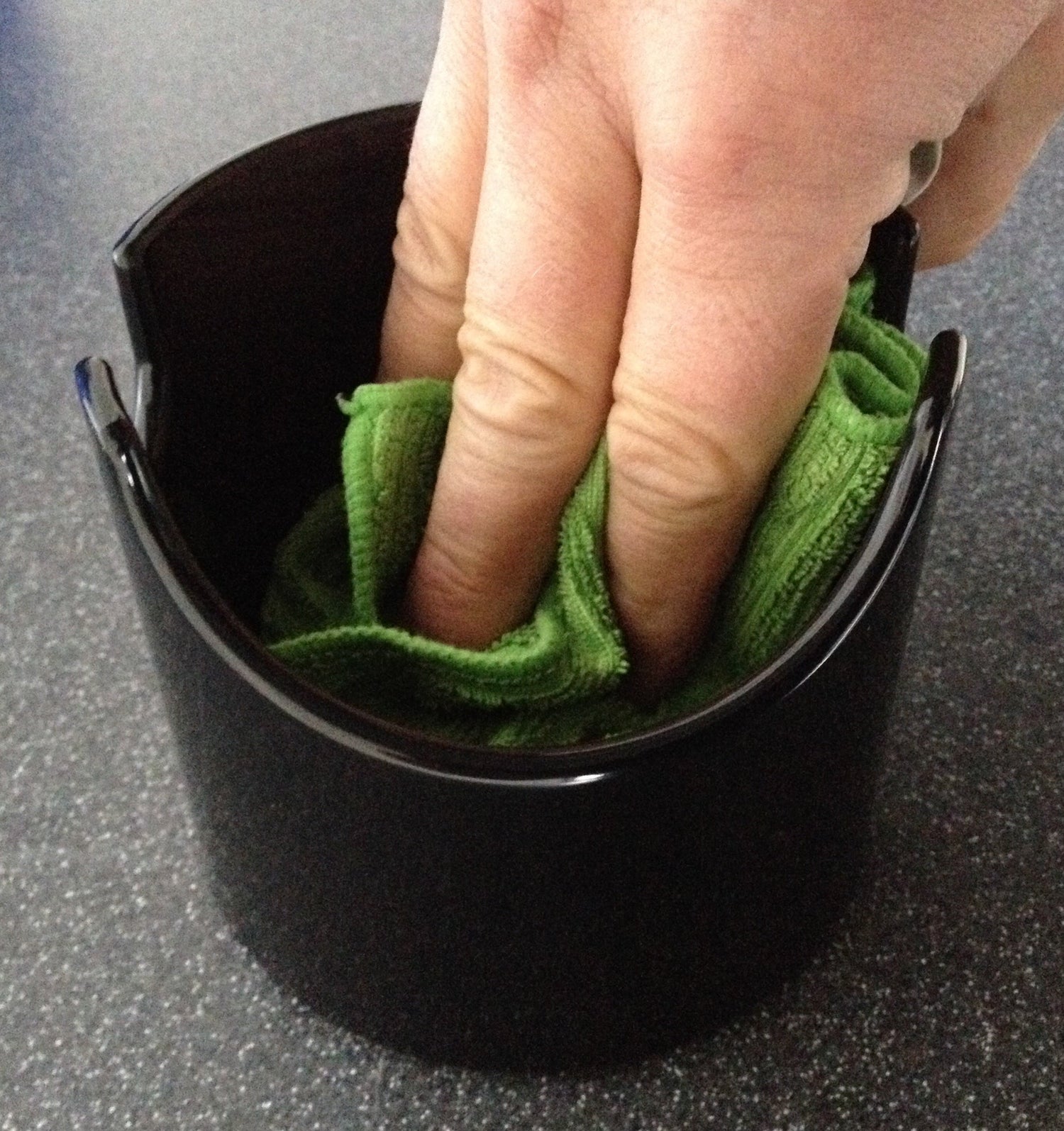 Tee container Basic | Black